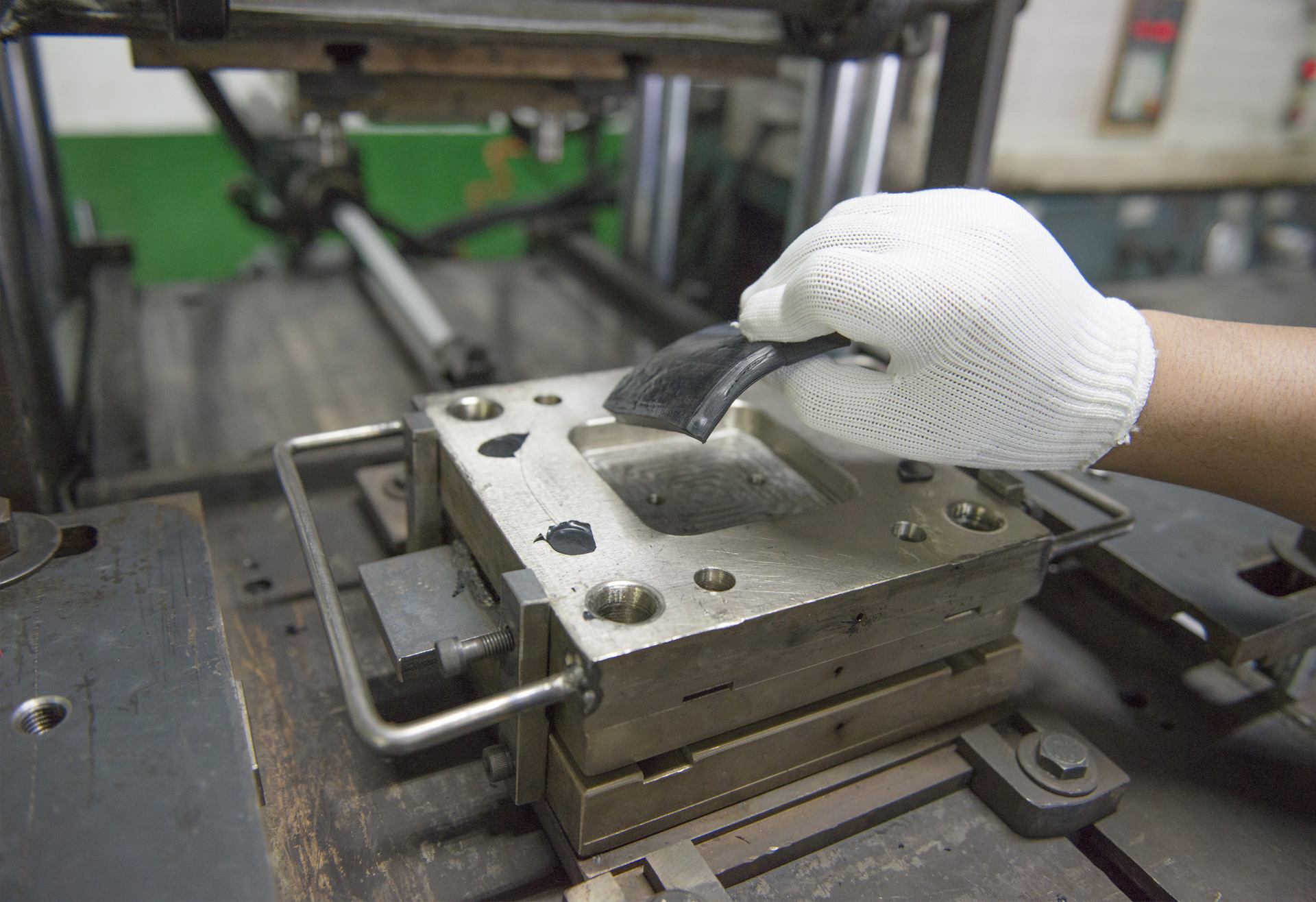 rubber-compression-machine-colwyn-bay-manufacturers